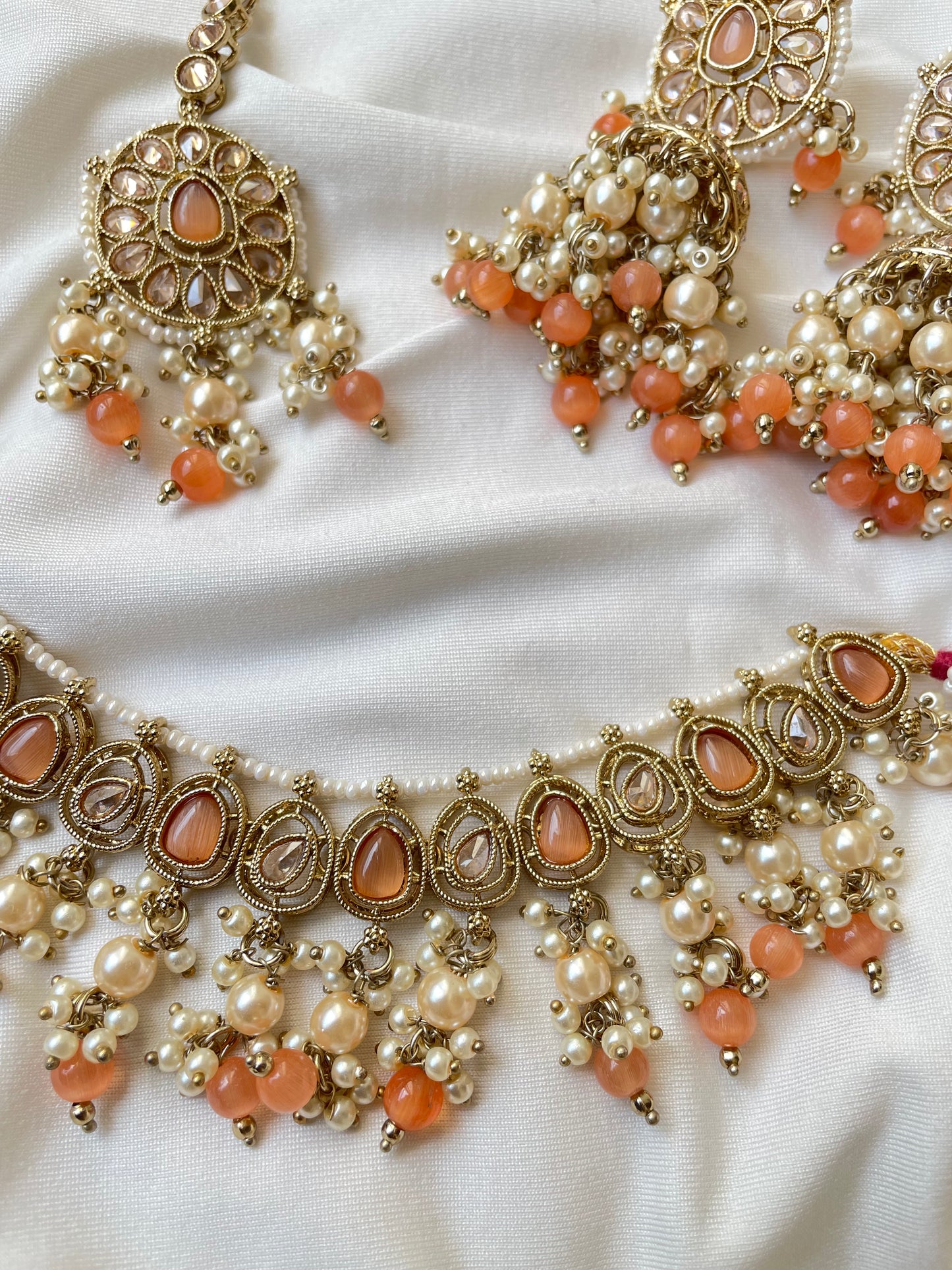 Vaishnavi choker